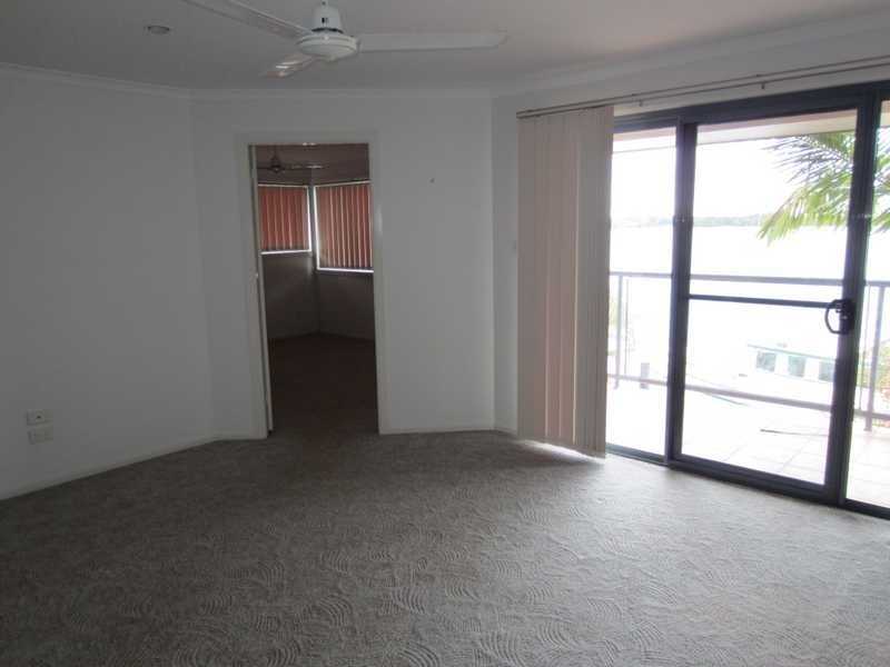Unit 4/7 Edgewater Close, Yamba NSW 2464