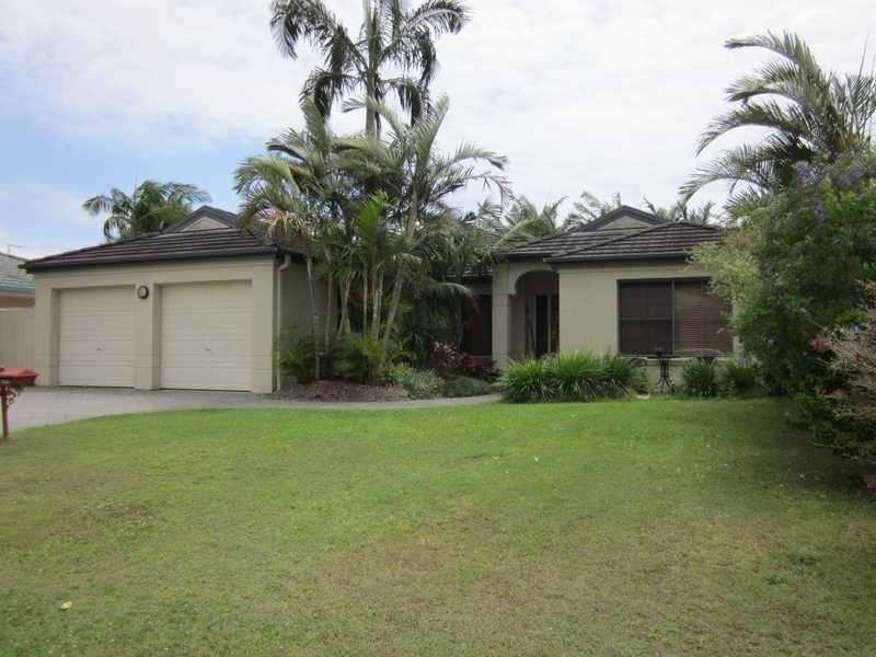 22 Harold Tory Drive, Yamba NSW 2464