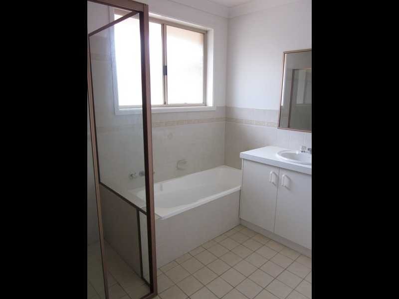 4 Palm Terrace, Yamba NSW 2464