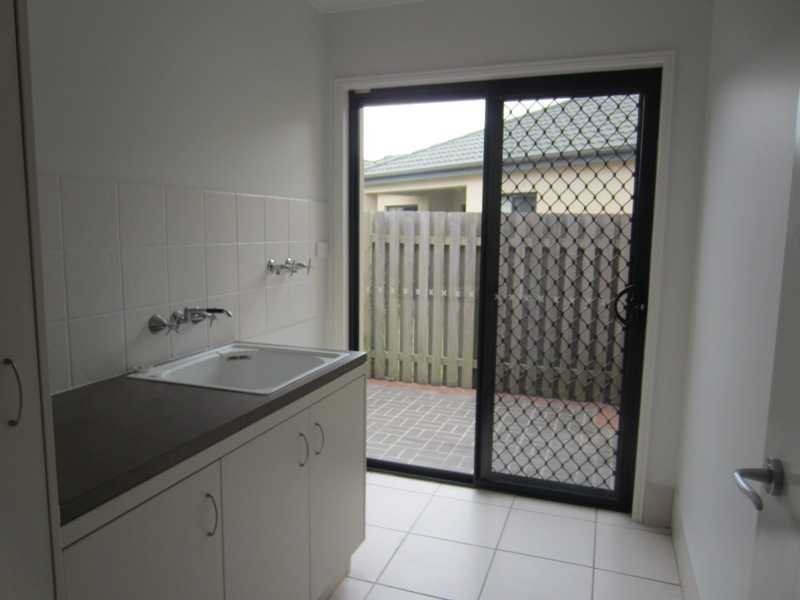 14 Oceania Court, Yamba NSW 2464