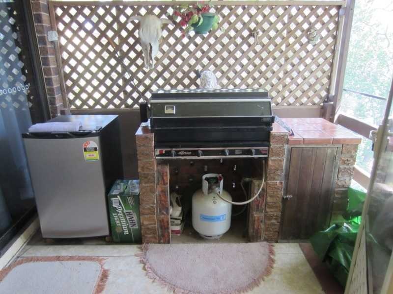 171 Lakes Boulevarde, Wooloweyah NSW 2464