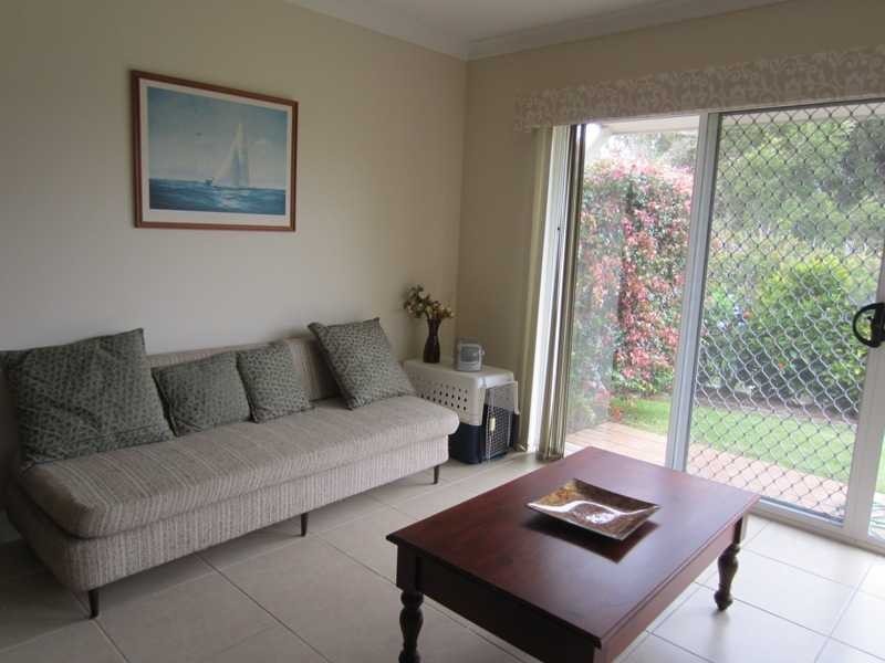 4 The Drive, Yamba NSW 2464