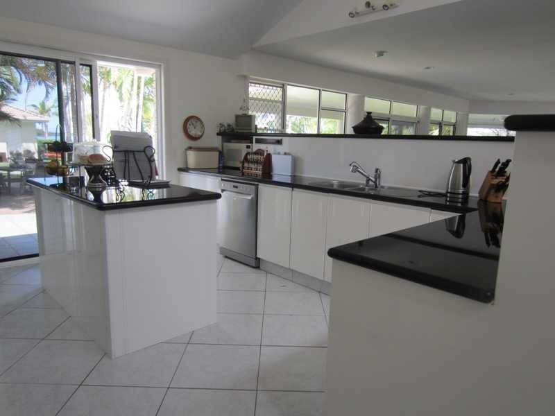 38 Palm Terrace, Yamba NSW 2464