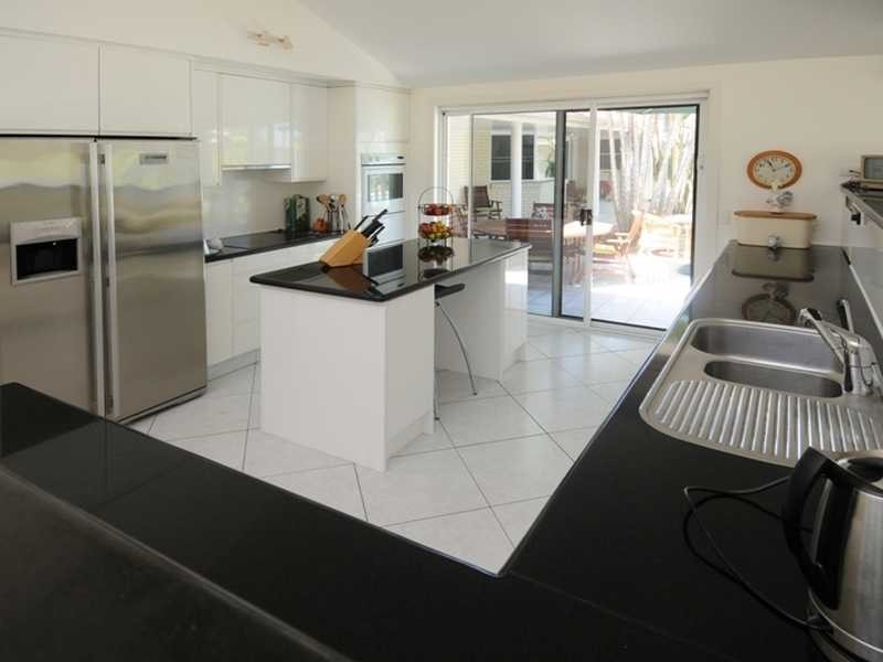 38 Palm Terrace, Yamba NSW 2464