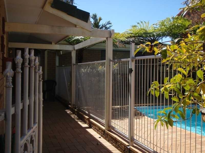 10 The Mainbrace, Yamba NSW 2464