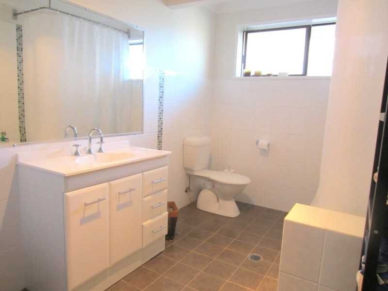 10 Susan Street, Yamba NSW 2464