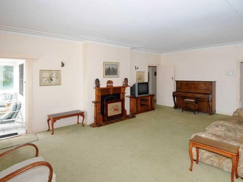 16 Clarence Street, Yamba NSW 2464