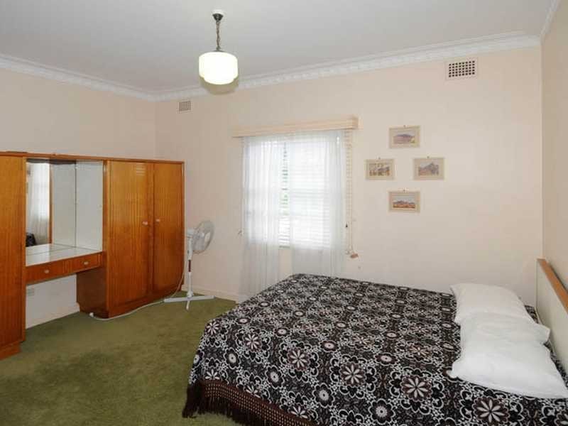 16 Clarence Street, Yamba NSW 2464