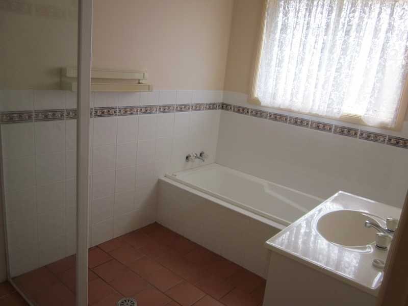 8 Mariners Way, Yamba NSW 2464