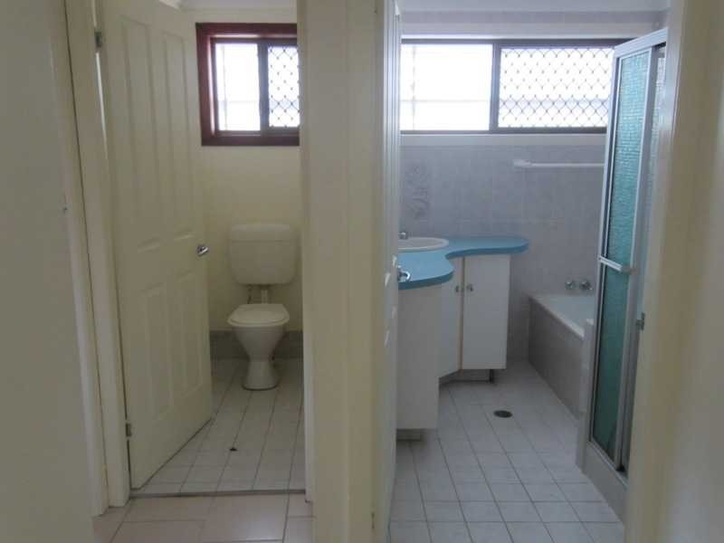 4 Coonawarra Court, Yamba NSW 2464