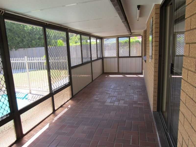 4 Coonawarra Court, Yamba NSW 2464