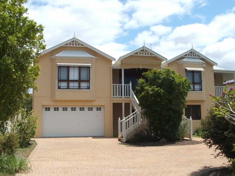 48 Palm Terrace, Yamba NSW 2464