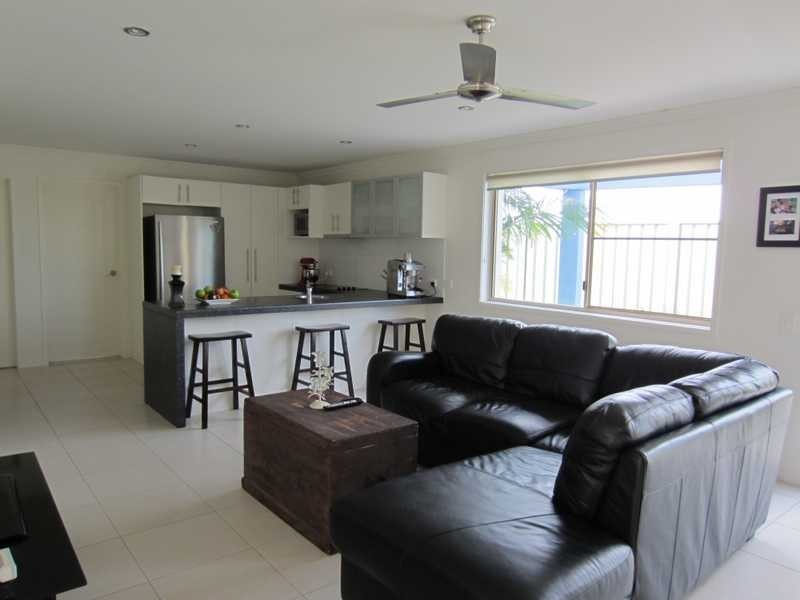 Unit 4/32 Park Avenue, Yamba NSW 2464