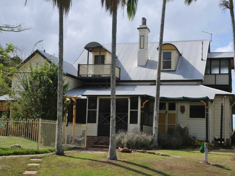 797 Yamba Road, Palmers Island NSW 2463