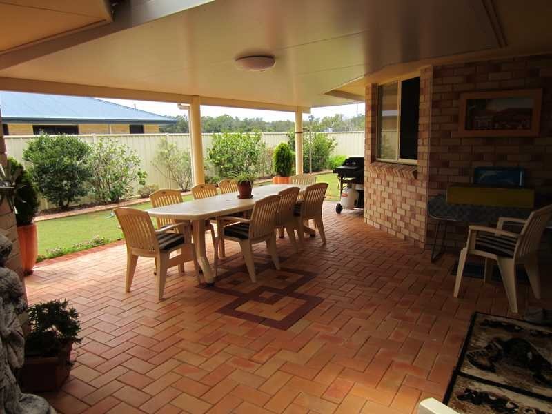 6 Bayview Drive, Yamba NSW 2464