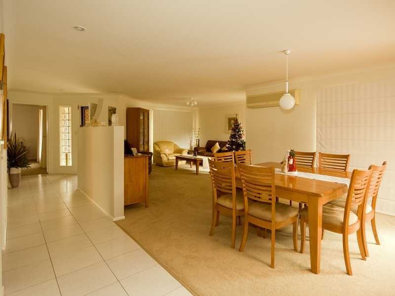 15 Palm Terrace, Yamba NSW 2464