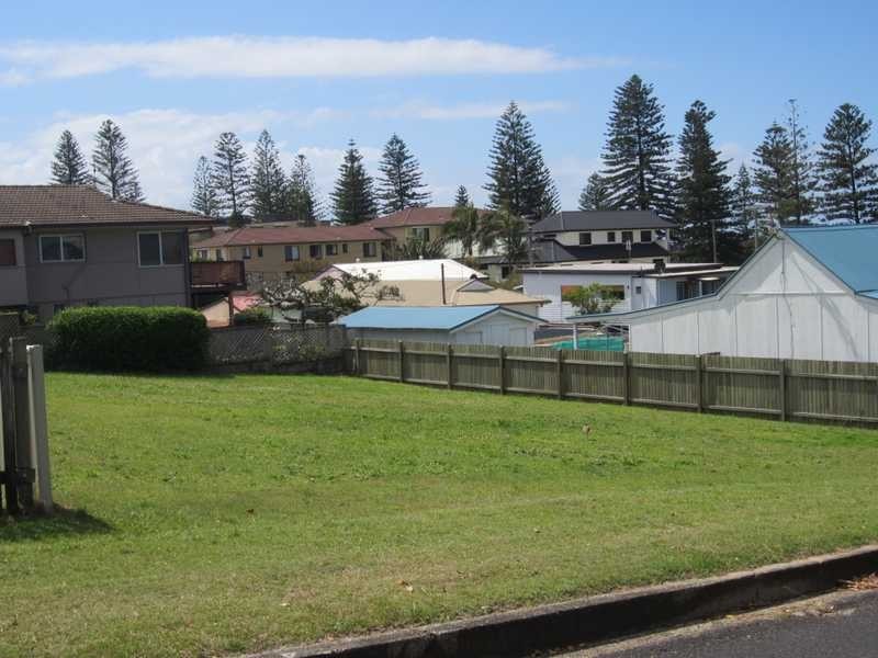 19 Queen Street, Yamba NSW 2464
