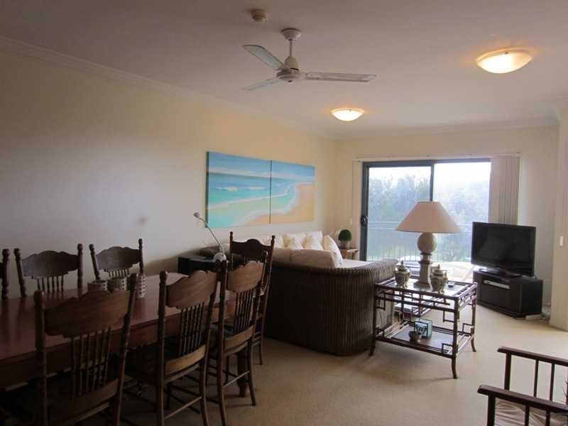 Unit 5 Block 1/18-19 PACIFIC PARADE, Yamba NSW 2464