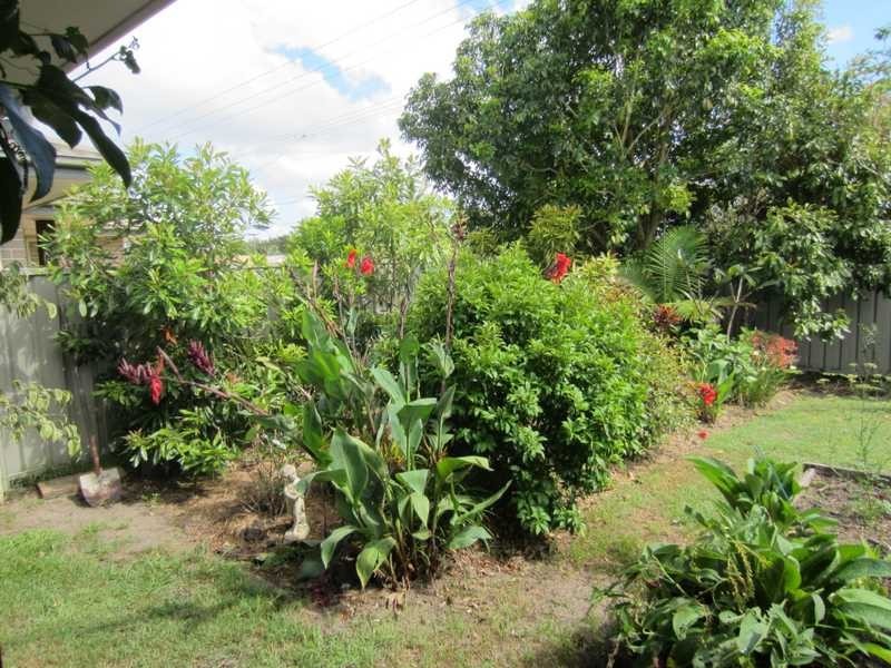 2 Carrs Drive, Yamba NSW 2464