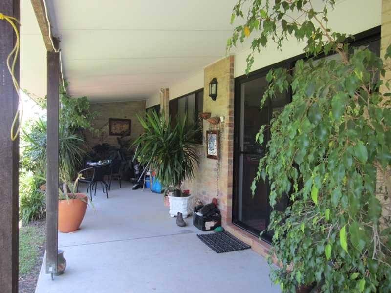 2 Carrs Drive, Yamba NSW 2464