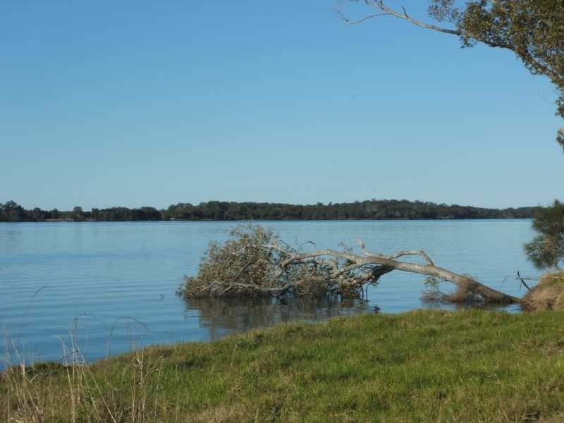 35 Dwyers Road, Palmers Island NSW 2463