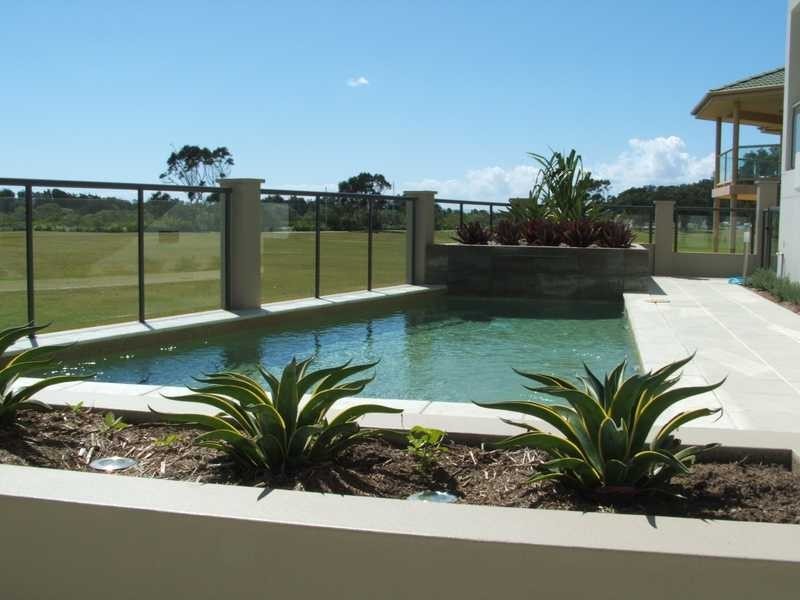 Unit 2/8 Bent Street, Yamba NSW 2464