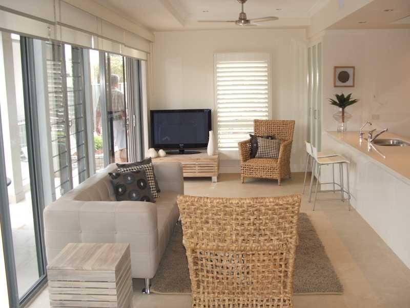 Unit 4/8 Bent Street, Yamba NSW 2464