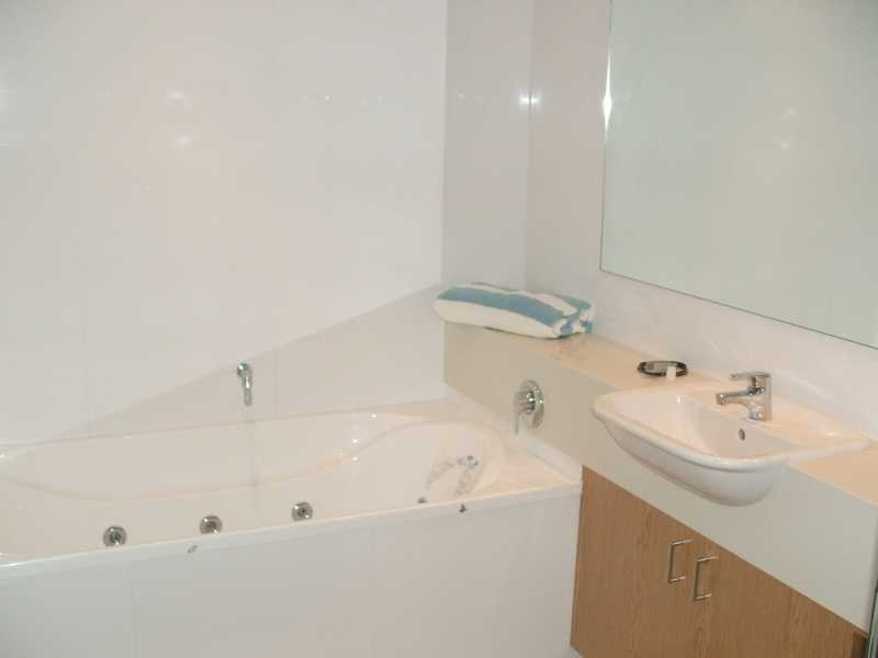 Unit 4/8 Bent Street, Yamba NSW 2464