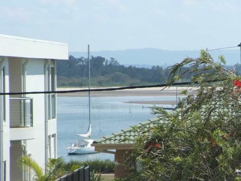 Unit 1/65 Wooli Street, Yamba NSW 2464