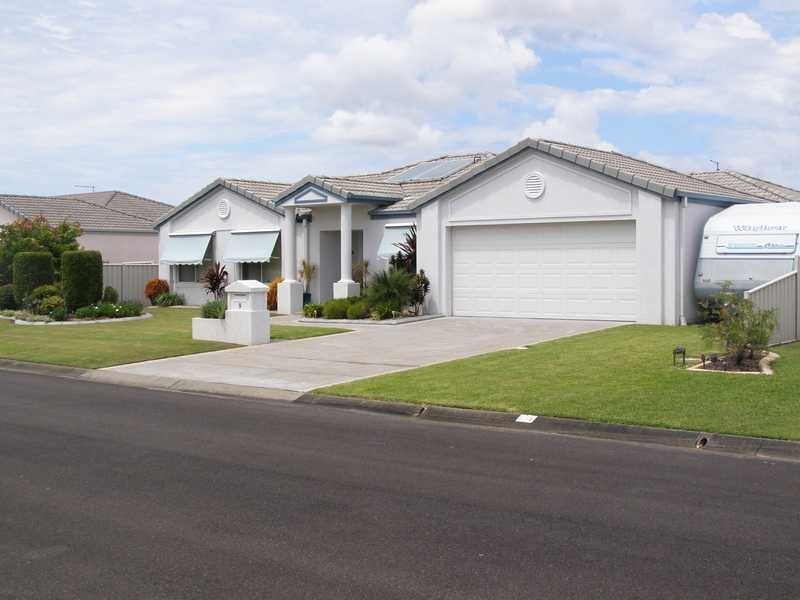 9 Nabilla Court, Yamba NSW 2464