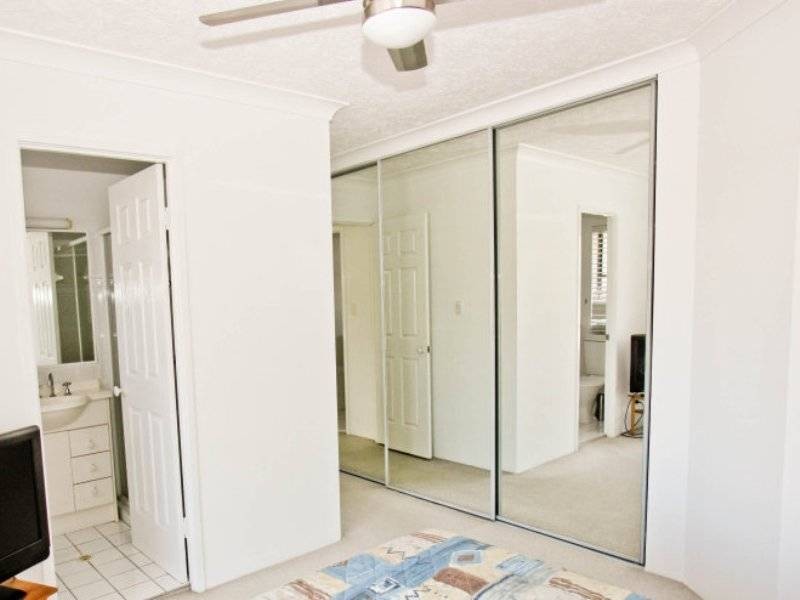 10/2 Graham Street, Bilinga QLD 4225