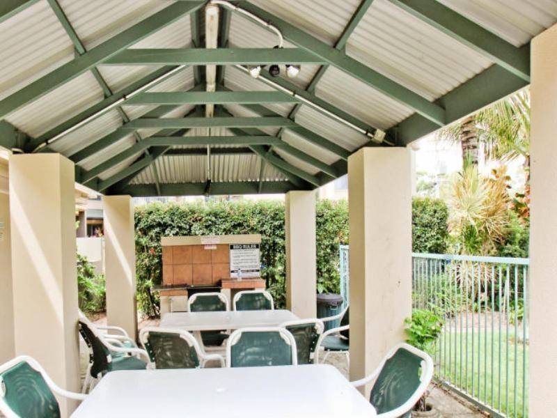 10/2 Graham Street, Bilinga QLD 4225