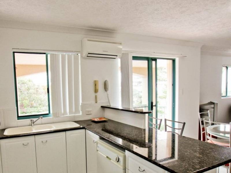 10/2 Graham Street, Bilinga QLD 4225