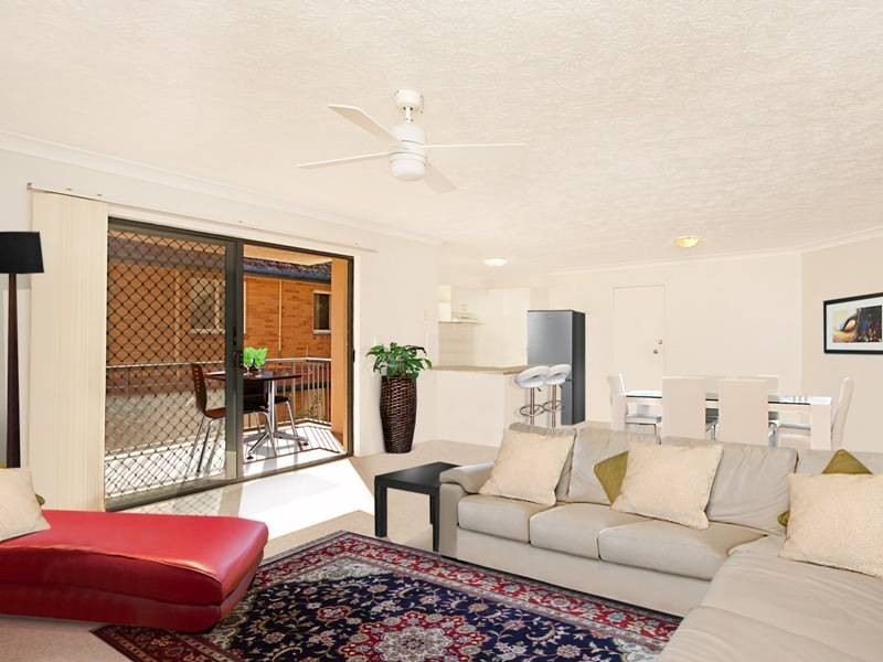 15/14 MILES STREET, Kirra QLD 4225