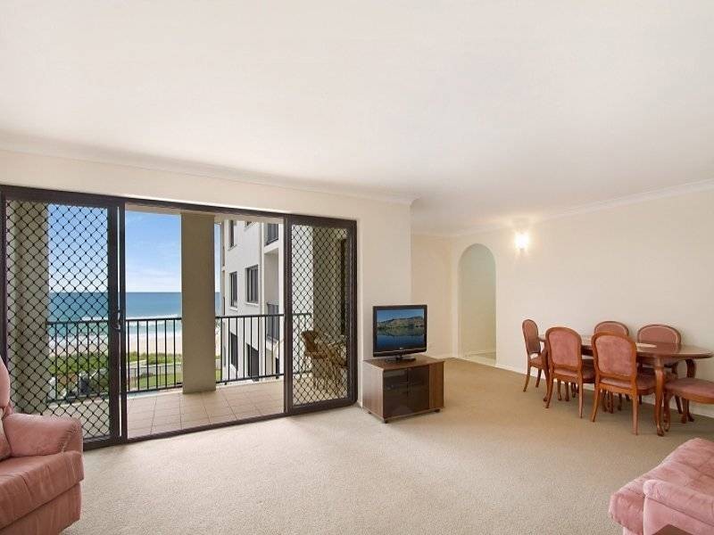 353 Golden Four Drive ‘Laura’, Tugun QLD 4224
