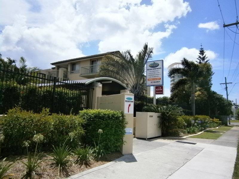 37 Golden Four Drive, Bilinga QLD 4225