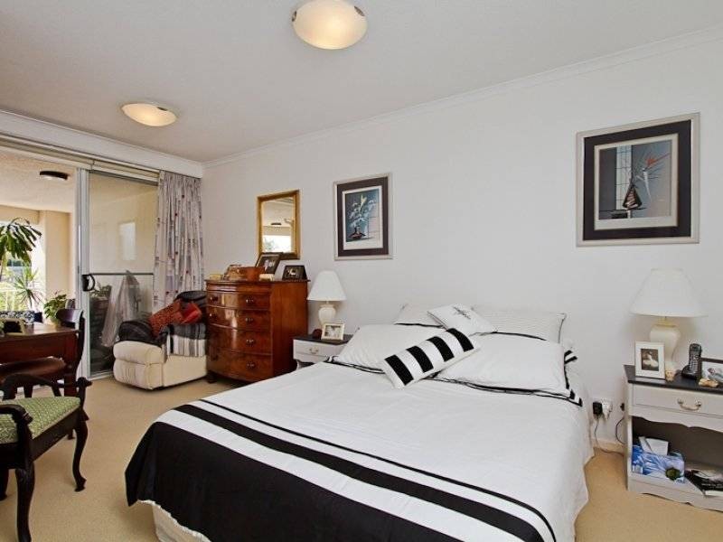 4-10 Douglas Street, Kirra QLD 4225