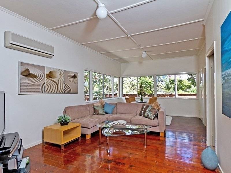 55 Golden Four Drive, Bilinga QLD 4225