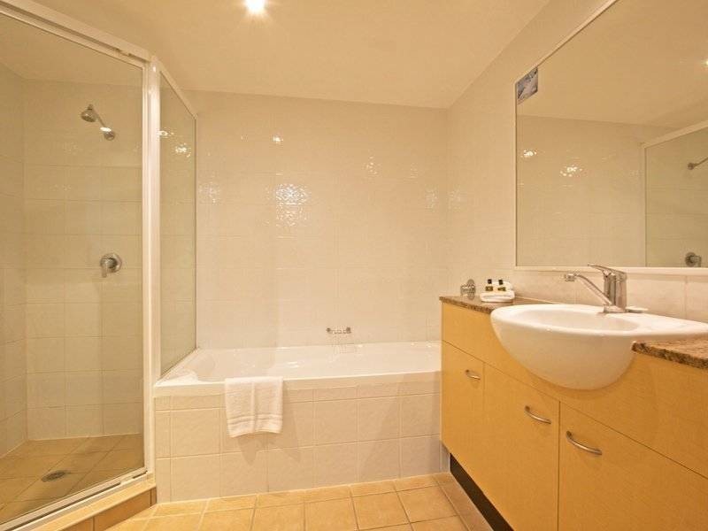 405/4 Douglas Street, Kirra QLD 4225