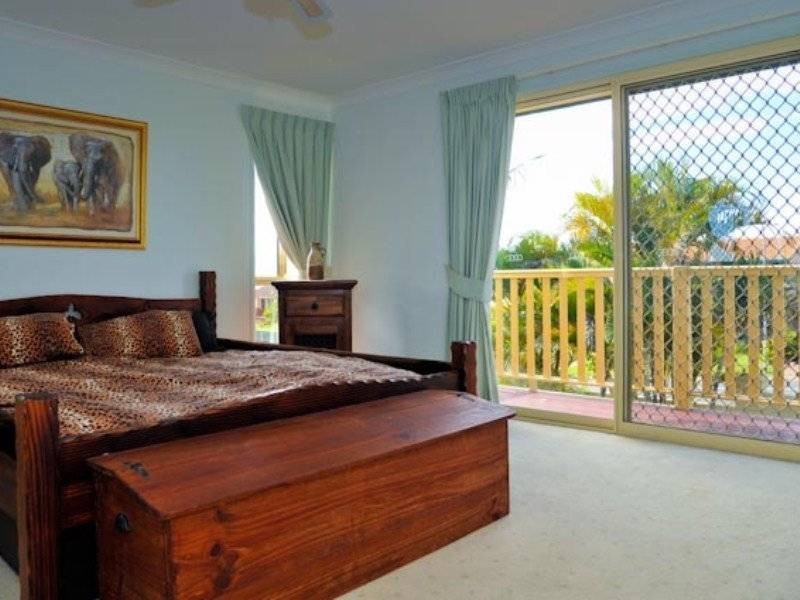 53 Doubleview Drive, Elanora QLD 4221