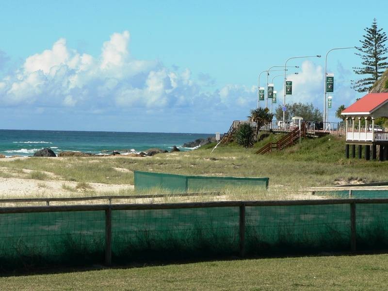 1/48 Winston Street, Kirra QLD 4225