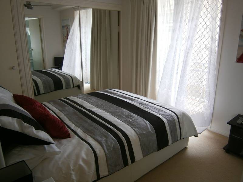 208/92 Musgrave Street, Kirra QLD 4225