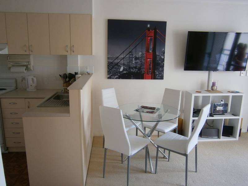 208/92 Musgrave Street, Kirra QLD 4225