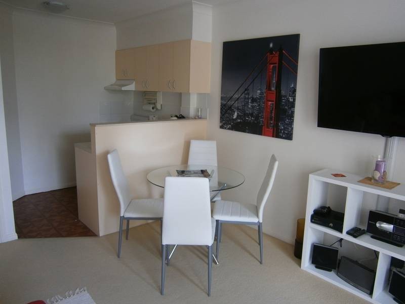 208/92 Musgrave Street, Kirra QLD 4225