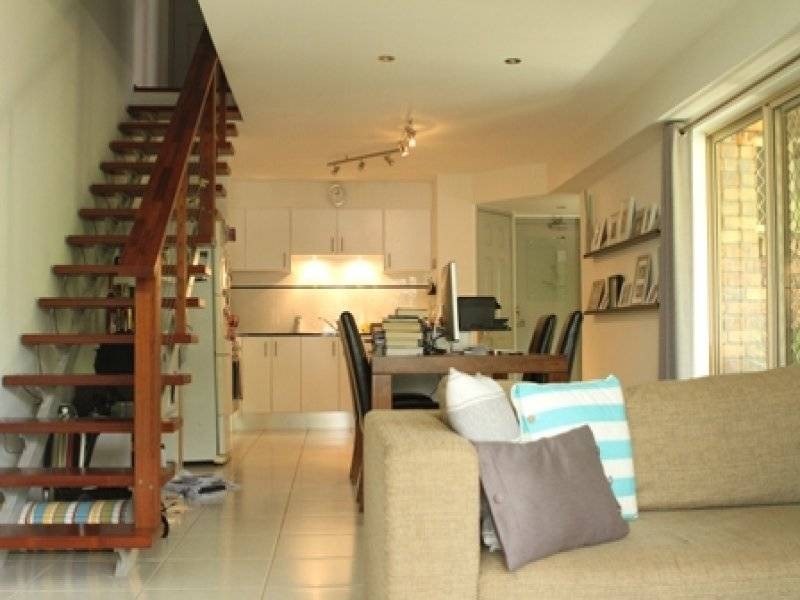 17/15 South Street, Kirra QLD 4225