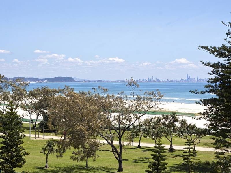 204/92 Musgrave Street, Kirra QLD 4225