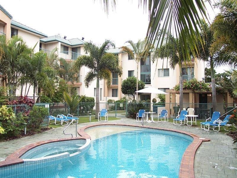 15/2 Graham Street, Bilinga QLD 4225