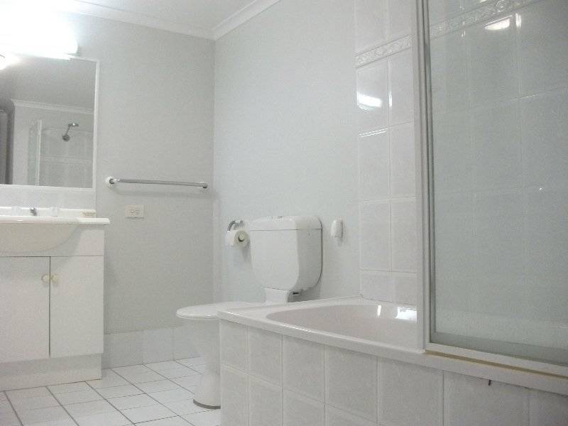 205/143 Golden Four Drive, Bilinga QLD 4225