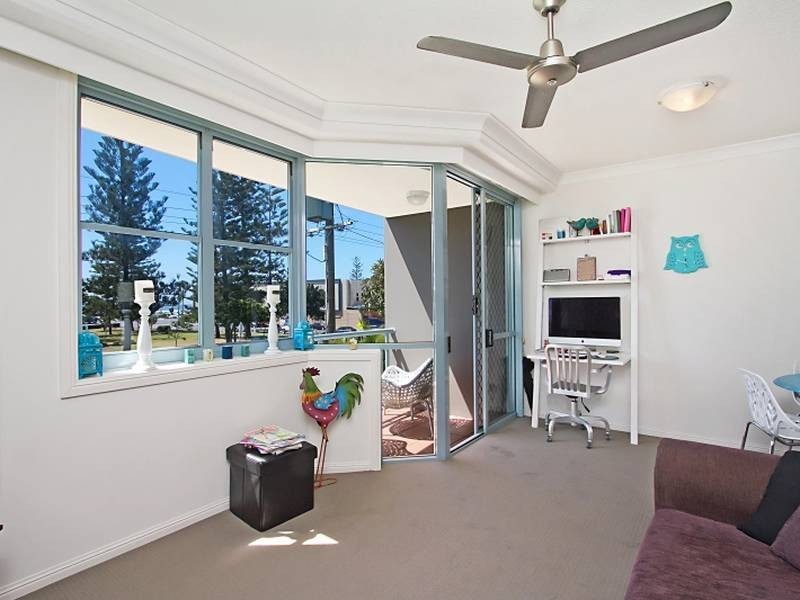 206/92 Musgrave Street, Kirra QLD 4225