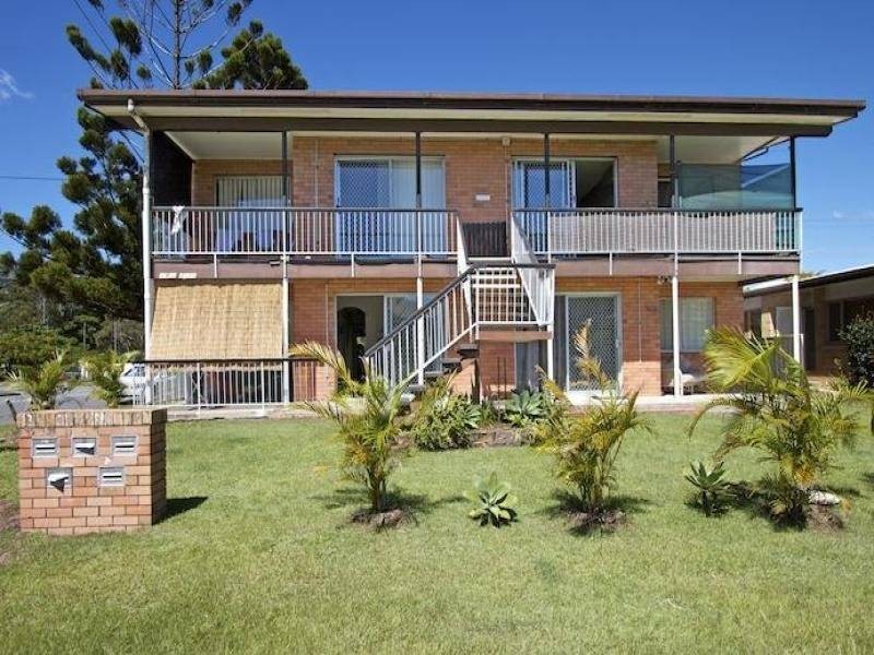 1/13 Coolangatta Rd, Kirra QLD 4225